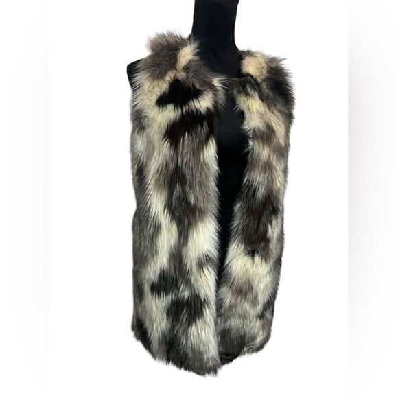 ALMOST FAMOUS FAUX FUR KNIT VEST BLACK/WHITE WOMENS SIZE MEDIUM - Picture 3 of 9